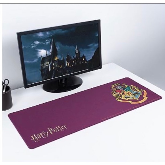 Harry Potter Hogwarts Crest Desk Mat - Picture 1 of 4